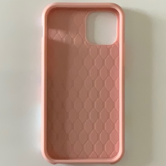 🍍 *LIKE NEW* iPhone 11 Pro Case 🍍 - Picture 2 of 3